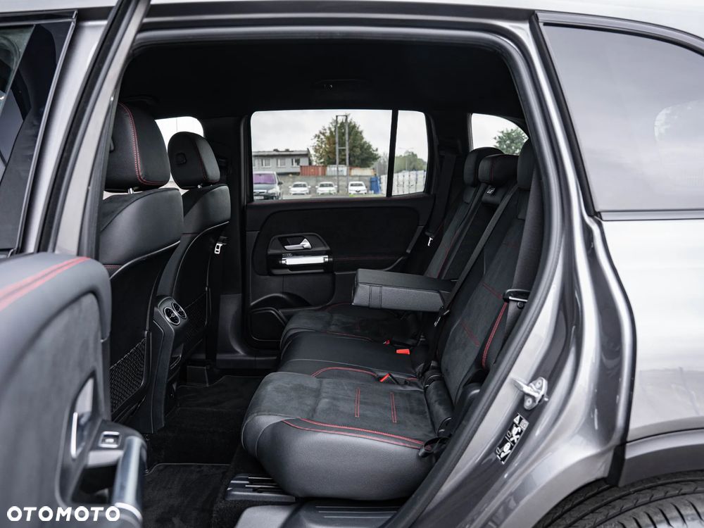 Mercedes-Benz GLB 200 d 8G-DCT Edition AMG Line - 29