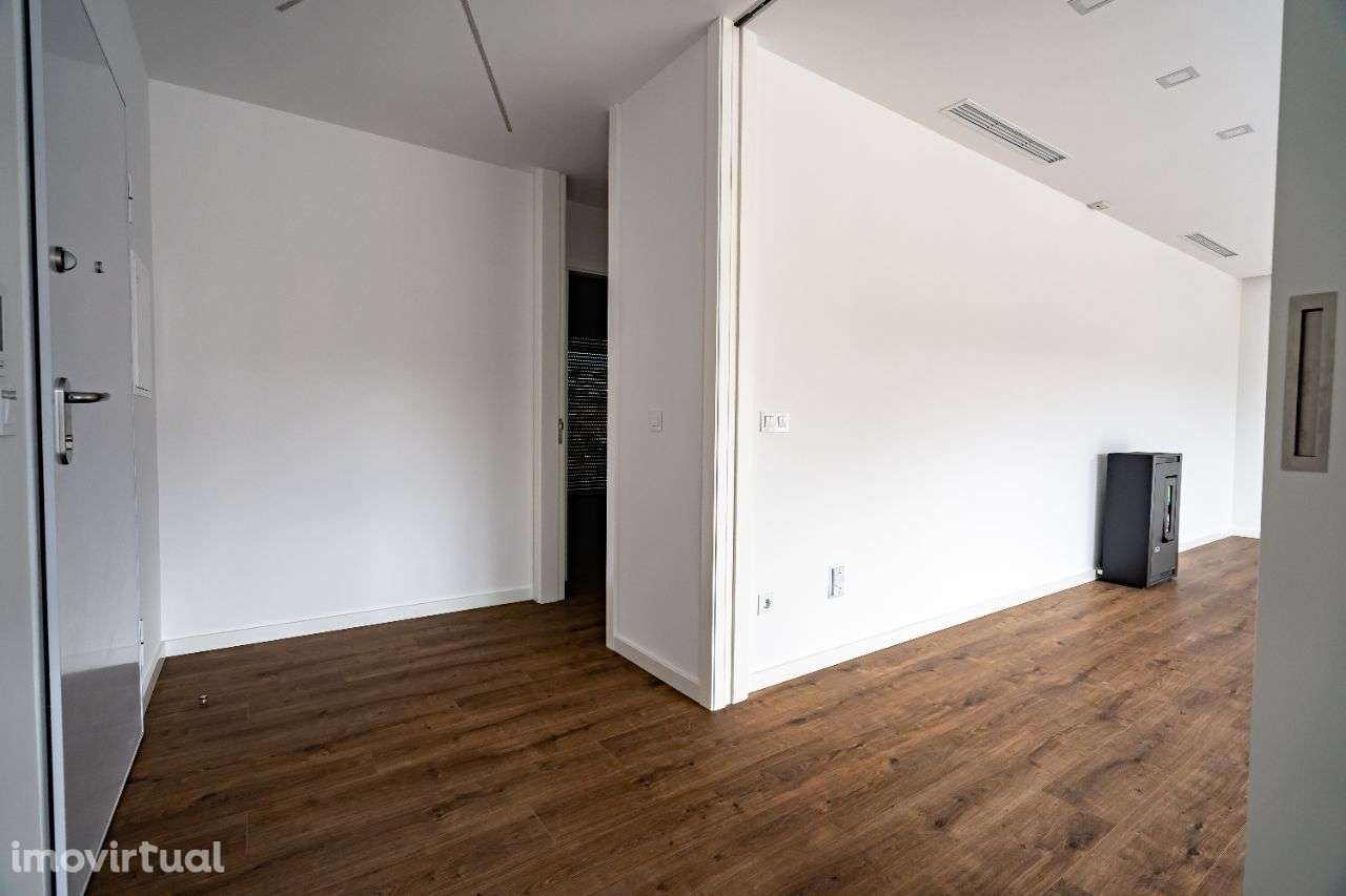 Apartamento T2 em Coimbra (Vale das Flores) - Grande imagem: 3/15