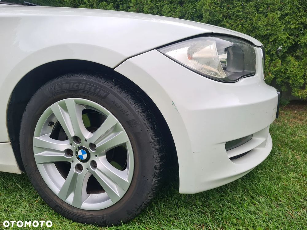 BMW Seria 1 120i - 31