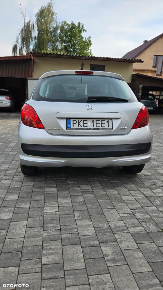 Peugeot 207 1.4 Trendy - 11