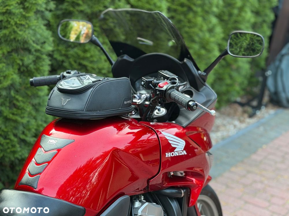 Honda CBF - 14