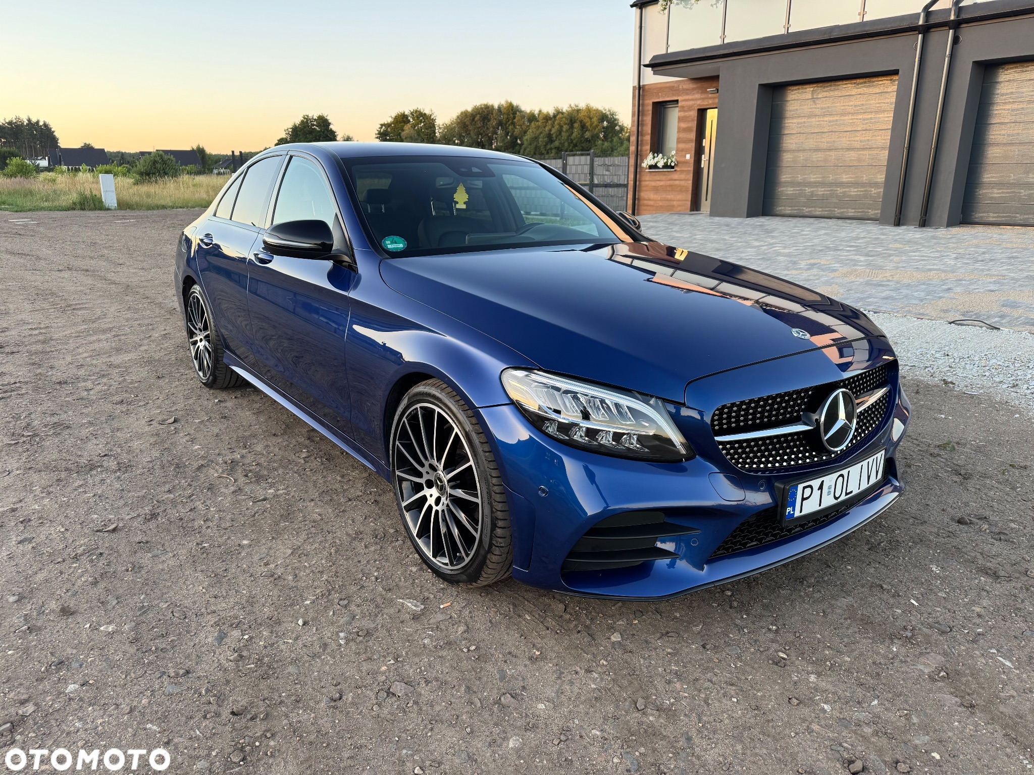 Mercedes-Benz Klasa C 200 T 9G-TRONIC AMG Line - 2