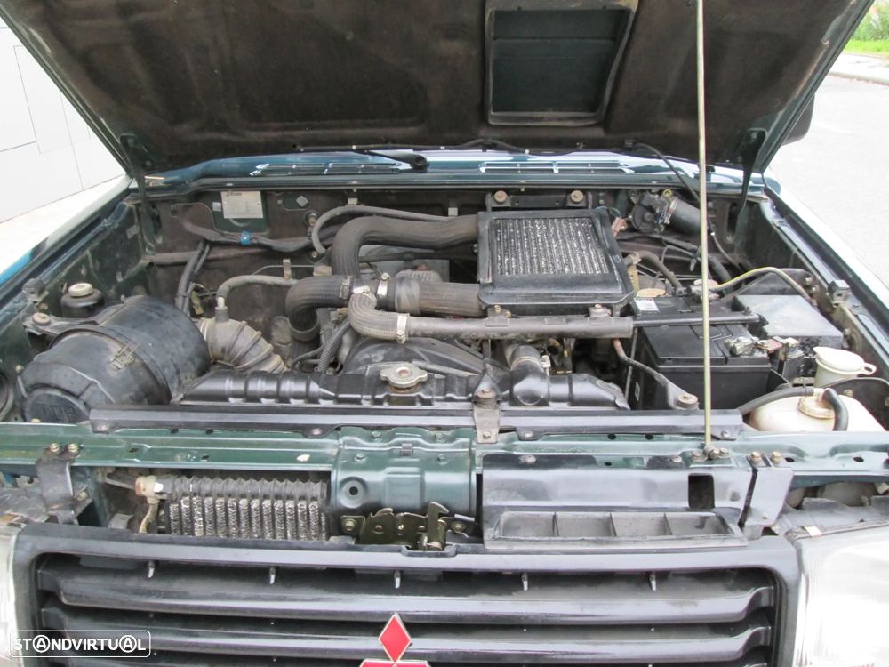 Mitsubishi Pajero - 19