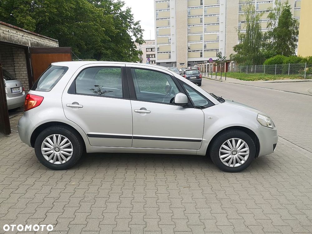 Suzuki SX4 - 6