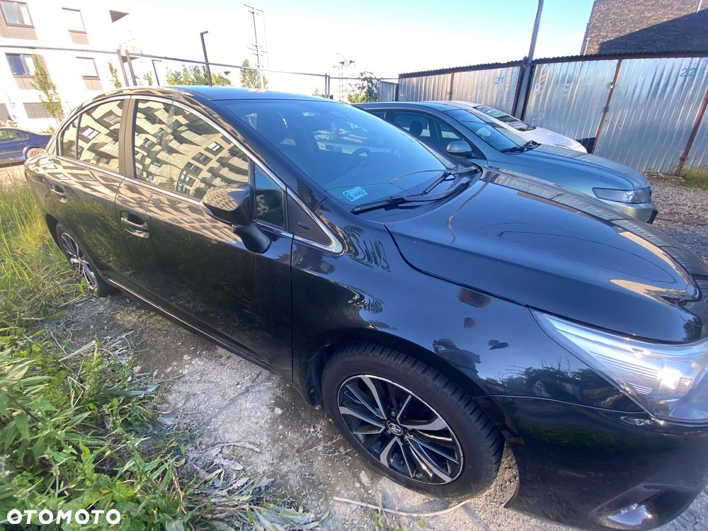 Toyota Avensis 2.0 D-4D Prestige - 4