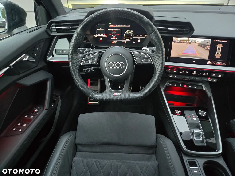 Audi RS3 Limousine - 15