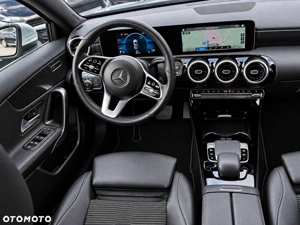 Mercedes-Benz Klasa A 200 7G-DCT Progressive - 9