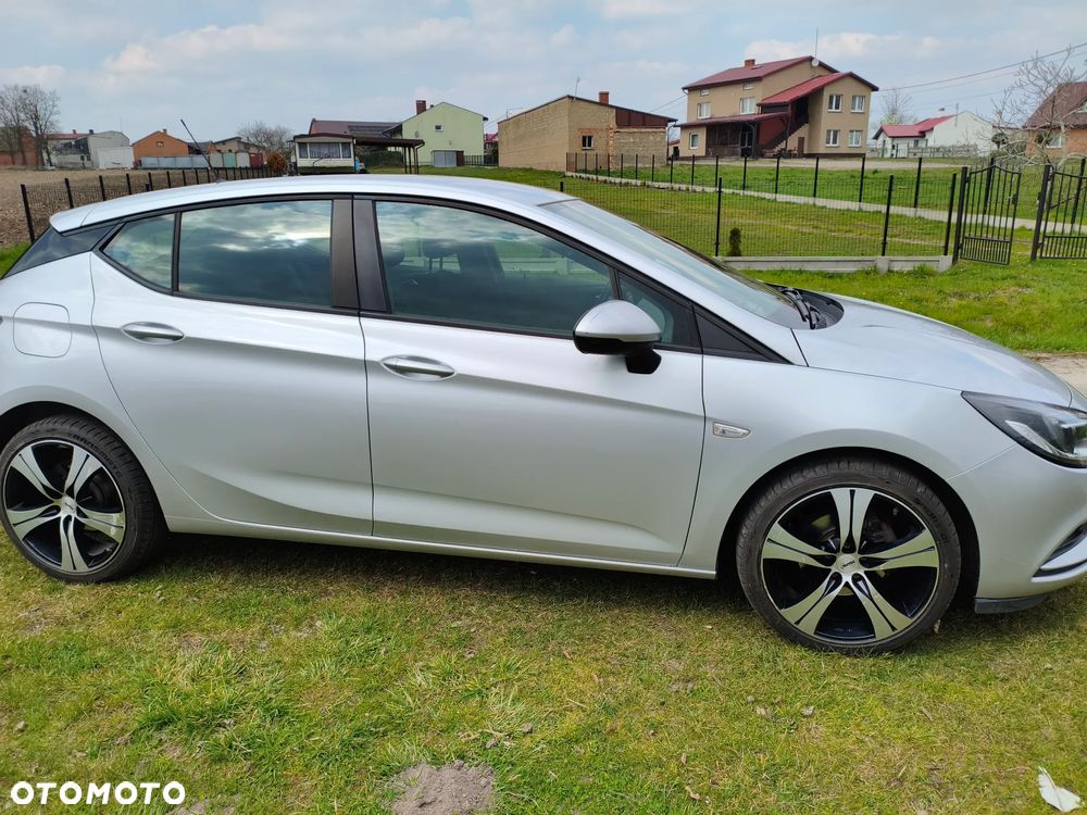 Opel Astra 1.4 T Dynamic - 4