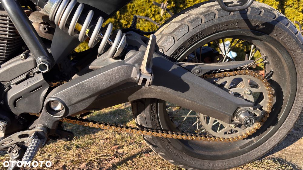 Ducati Scrambler - 13