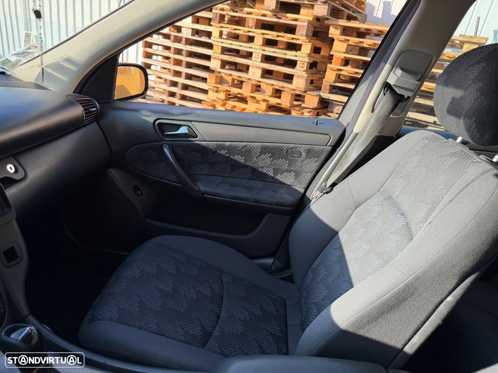 Mercedes-Benz C 220 - 11