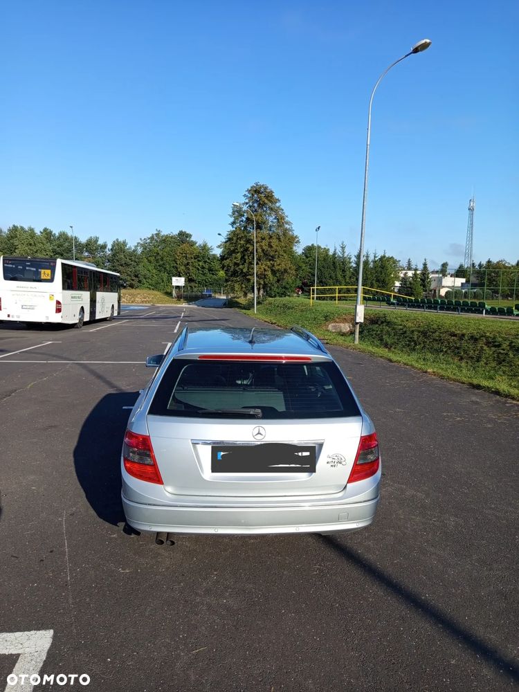 Mercedes-Benz Klasa C 200 CDI DPF (BlueEFFICIENCY) Avantgarde - 8