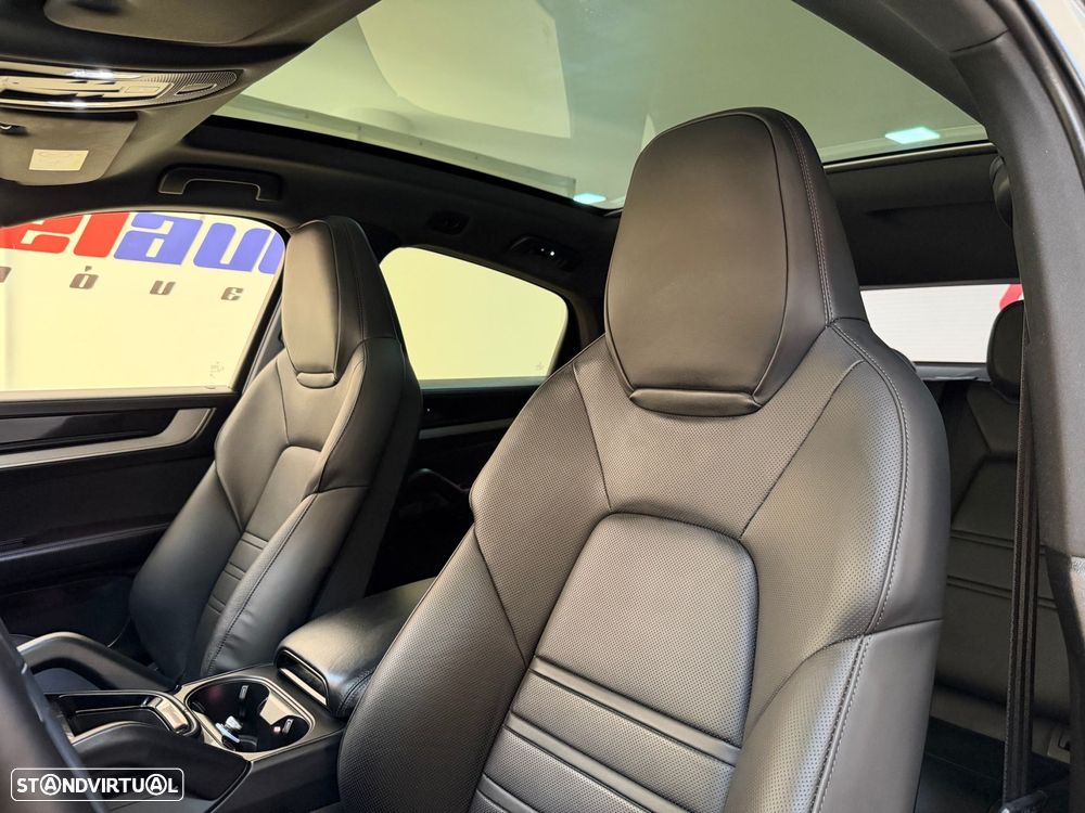 Porsche Cayenne Coupé S E-Hybrid - 24