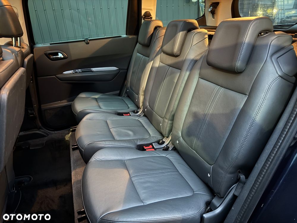 Peugeot 5008 THP 165 EAT6 Stop & Start Allure - 12