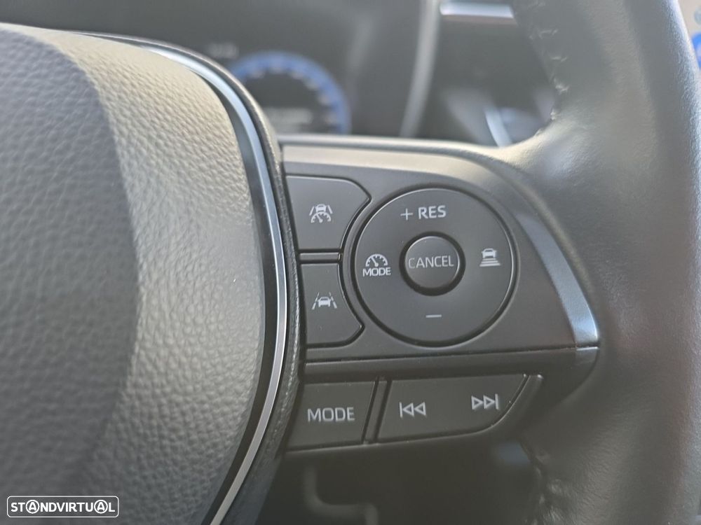 Toyota Corolla 1.8 Hybrid Comfort Plus - 17