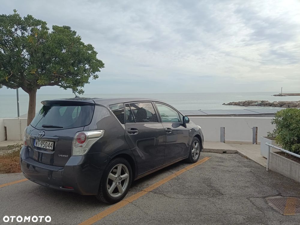 Toyota Verso 1.8 Multidrive Edition - 32