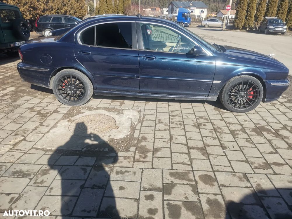 Jaguar X-Type 2.0 - 14