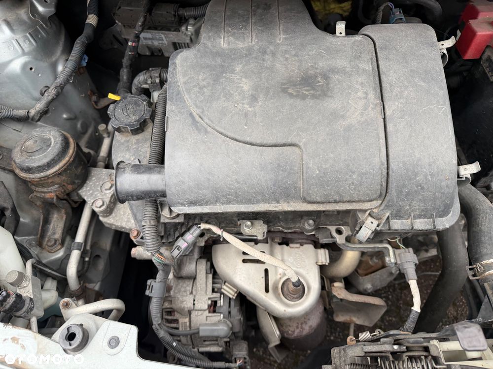 Toyota Yaris 1.0 VVT-i Cool - 14