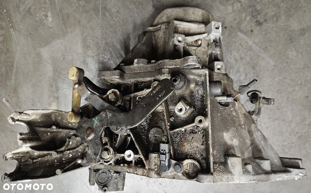 Peugeot 307 407 Citroen C4 C5 2.0  16V Skrzynia biegów 20DM37 - 6