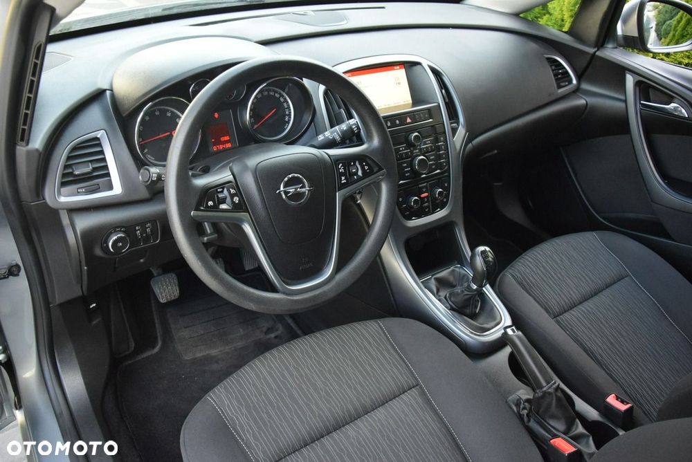 Opel Astra 1.6 Active EU6 - 27