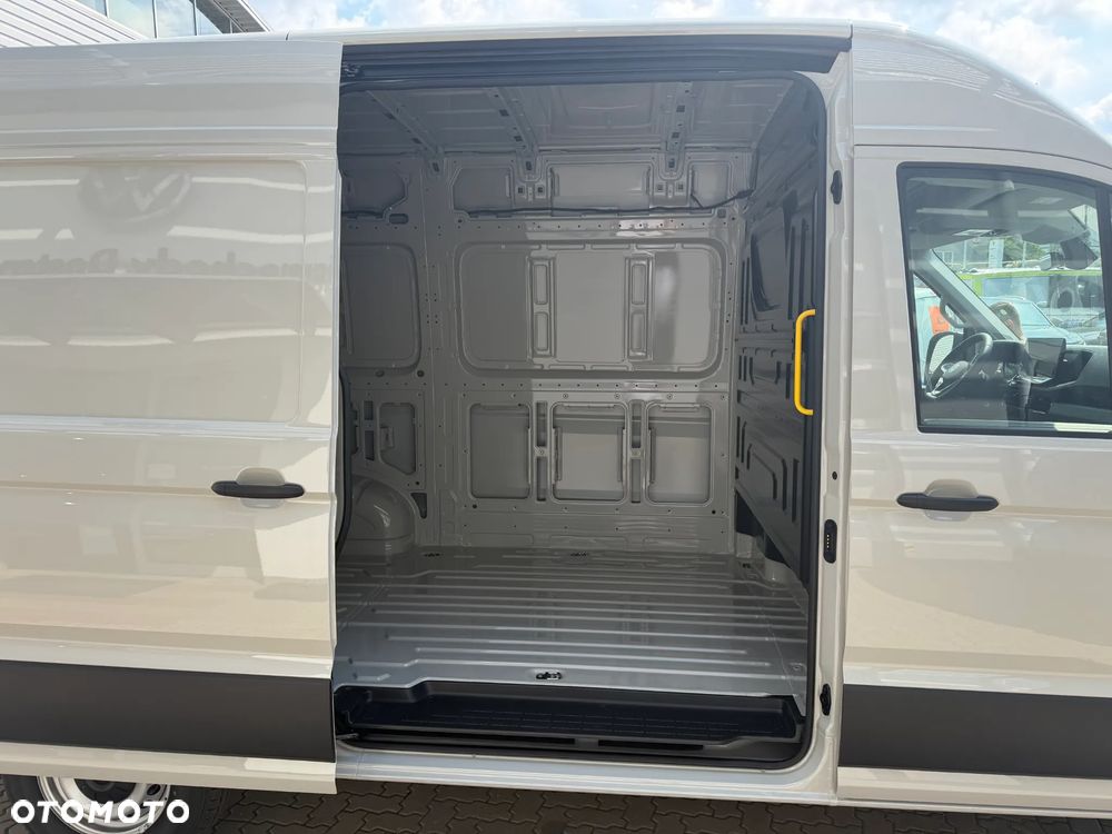 Volkswagen Crafter - 11