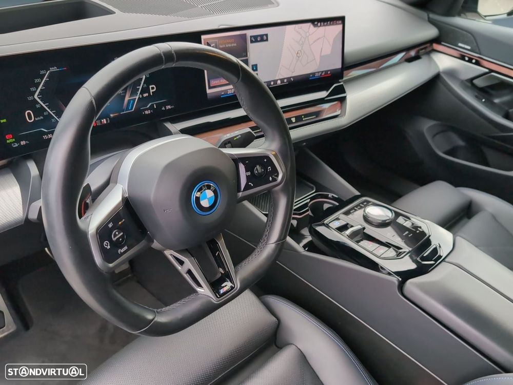 BMW i5 eDrive40 Pack Desportivo M Pro - 13