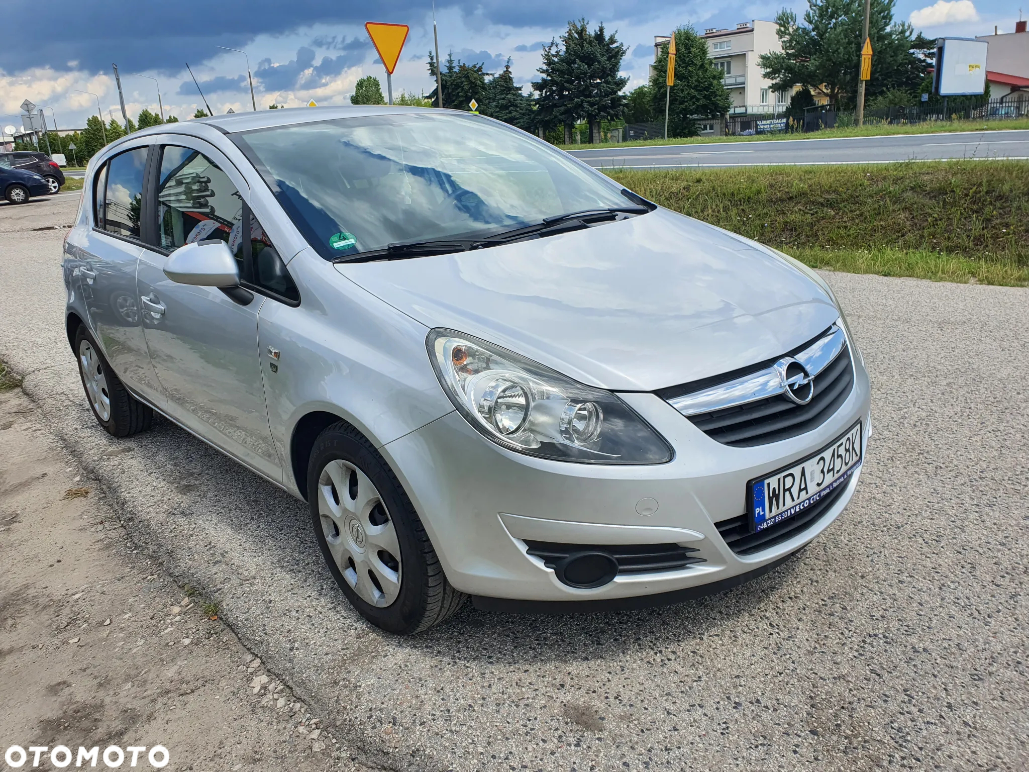 Opel Corsa 1.2 16V Enjoy - 3