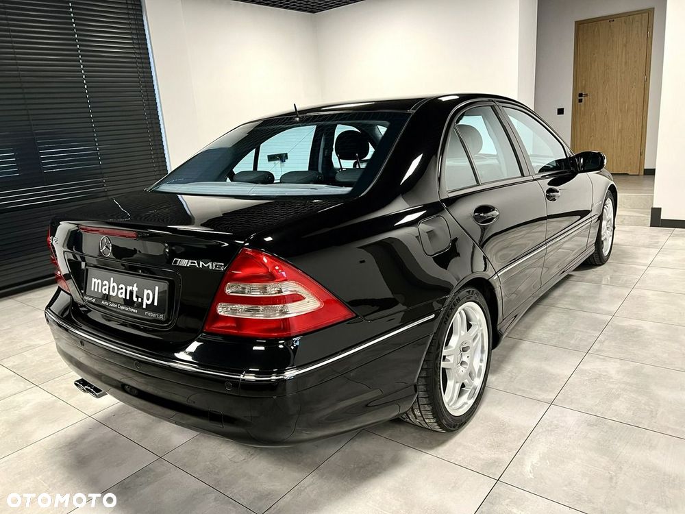 Mercedes-Benz Klasa C 32 AMG - 5