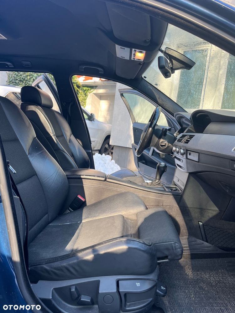 BMW Seria 5 530xd Touring - 11