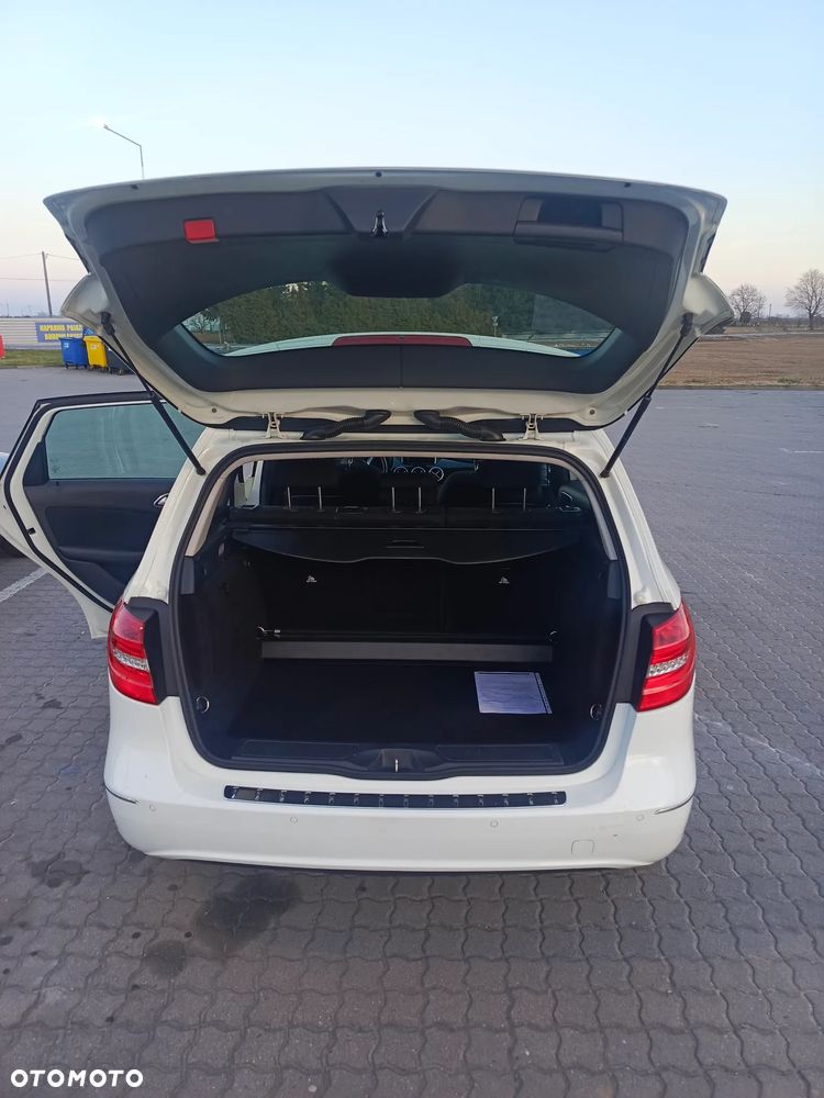 Mercedes-Benz Klasa B 180 CDI BlueEFFICIENCY Edition Style - 8