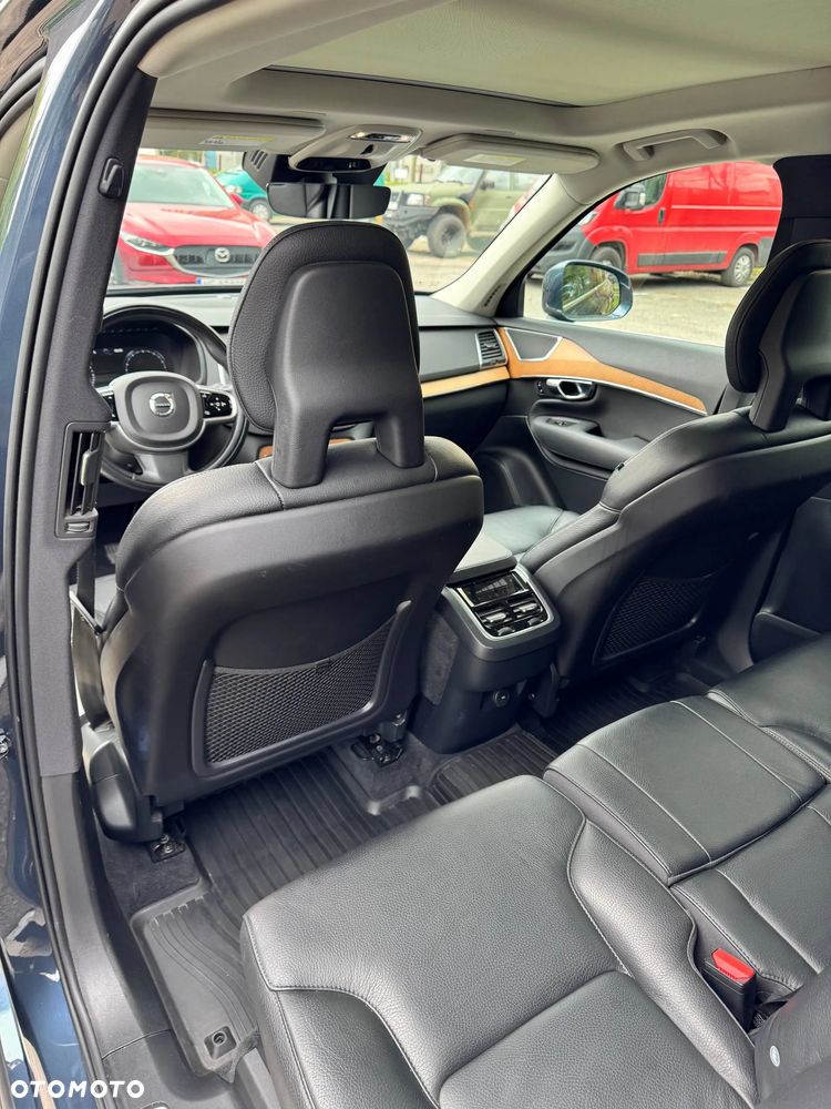 Volvo XC 90 T6 AWD Geartronic Momentum - 17