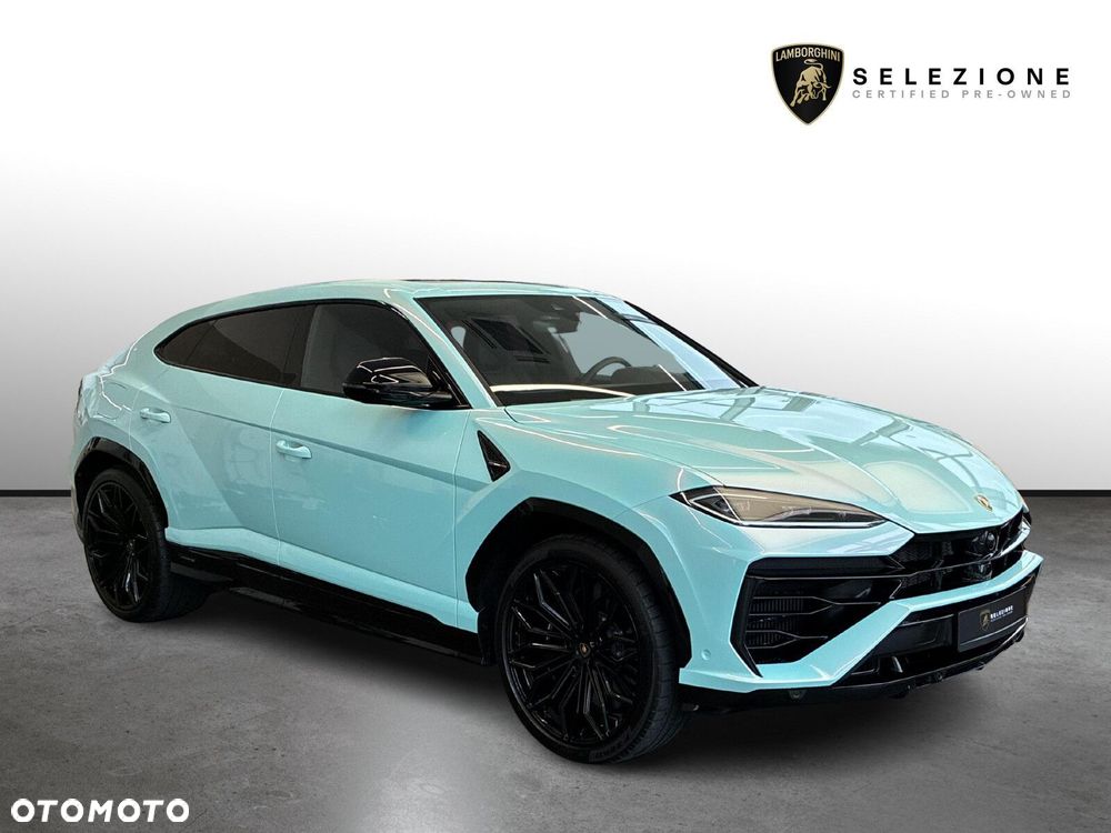 Lamborghini Urus - 1