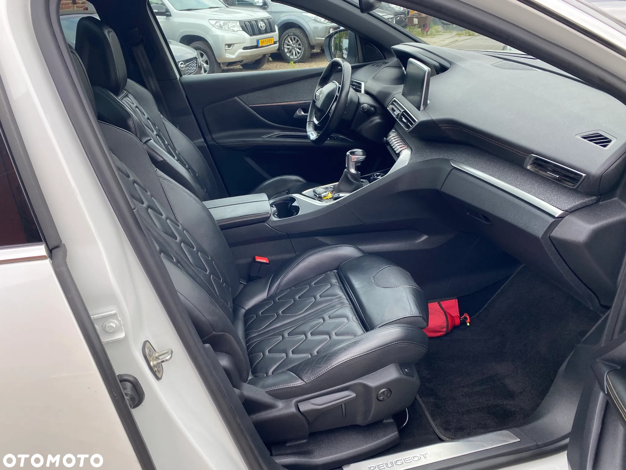 Peugeot 3008 - 14