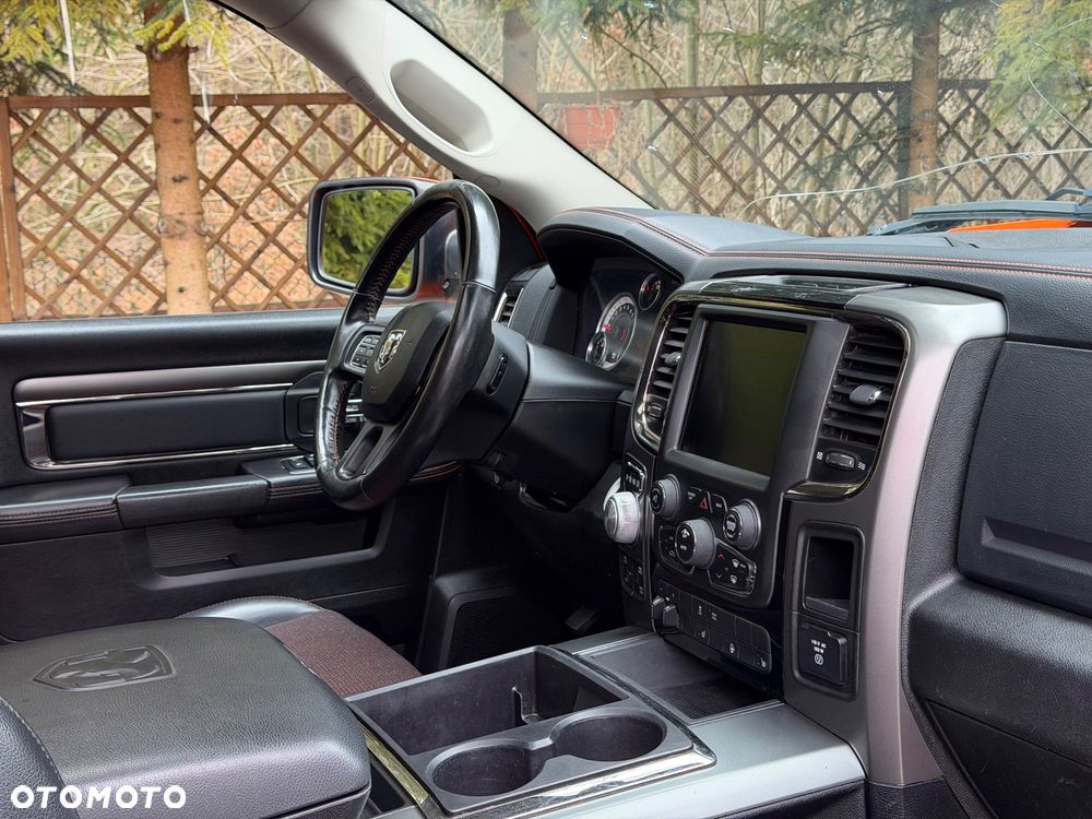 Dodge RAM 5.7 4x4 - 27