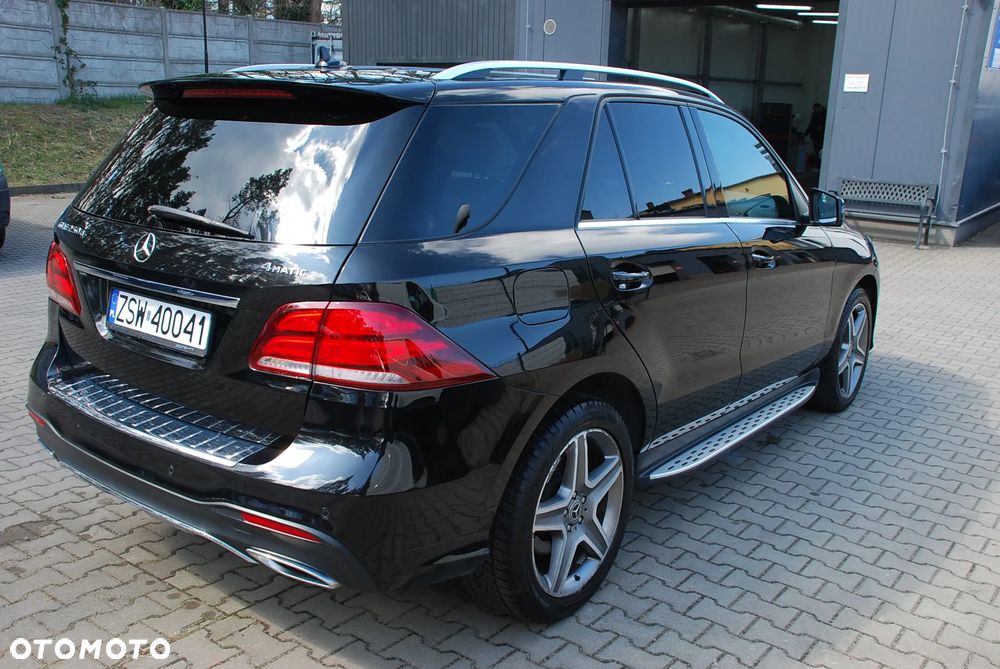 Mercedes-Benz GLE 250 d 4-Matic - 22