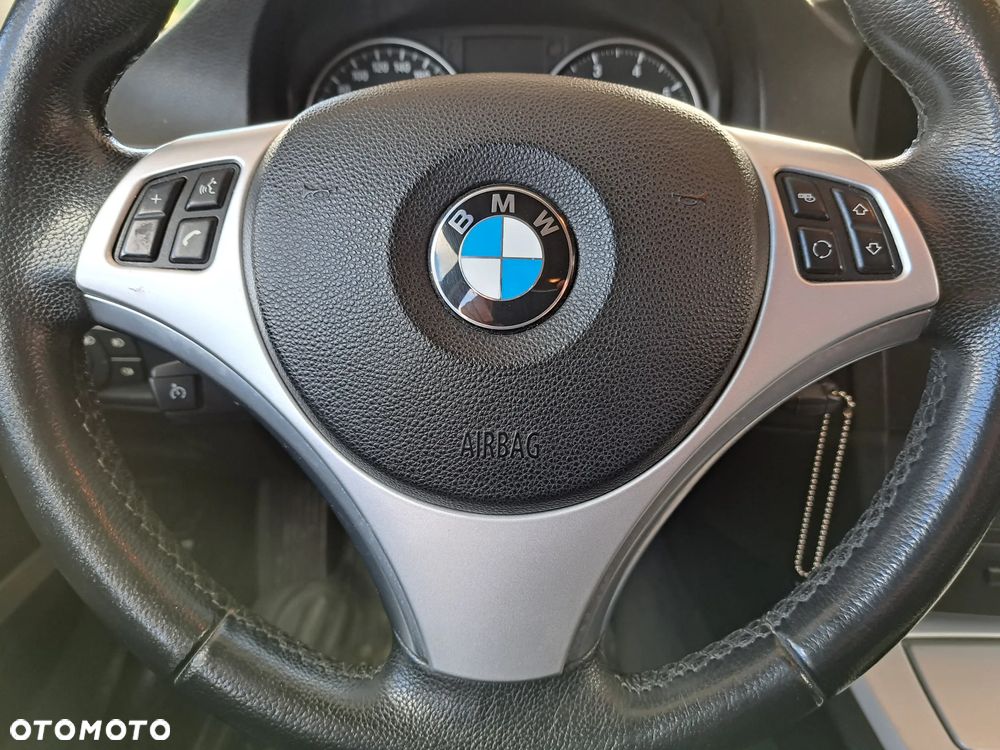 BMW Seria 3 - 22