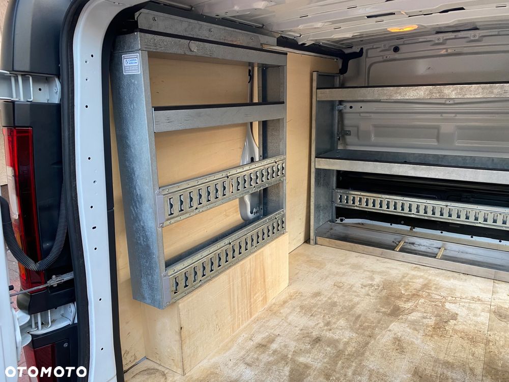 Renault TRAFIC L1 H1  120 koni 2.0 dci - 10