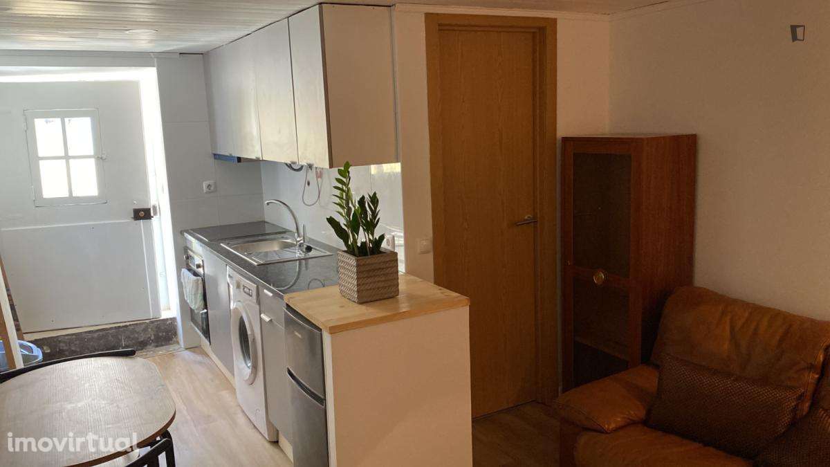 Apartamento com 1 quartos - localizado em São Bento Lisbon - Grande imagem: 4/10