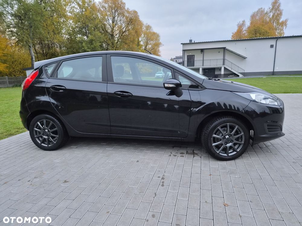 Ford Fiesta 1.25 Champions Edition - 5