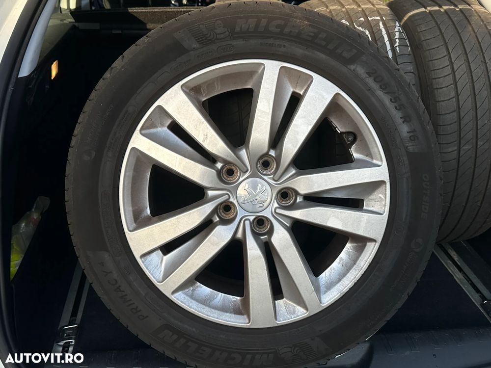 Peugeot 308 BlueHDi 130 Stop & Start Active Pack - 25