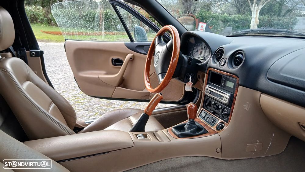 Mazda MX-5 1.6i 16V - 7