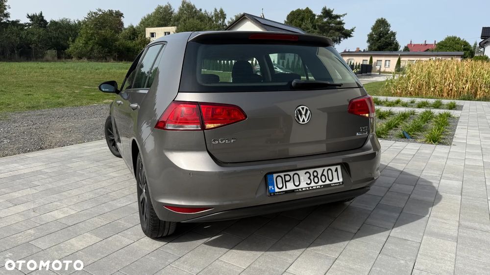 Volkswagen Golf - 3