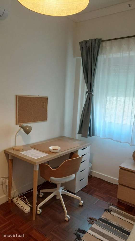 Quarto - localizado em Entrecampos Lisbon - Grande imagem: 5/18