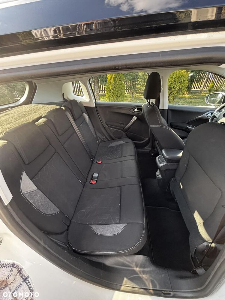 Peugeot 2008 - 3