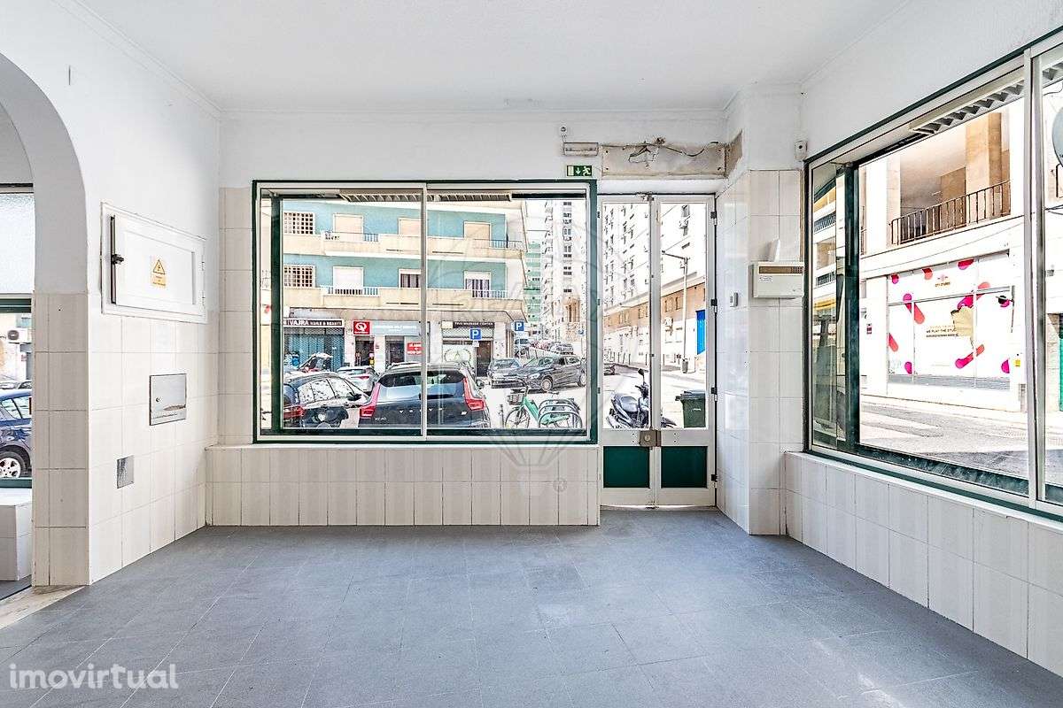 Loja  para arrendamento - Grande imagem: 4/26