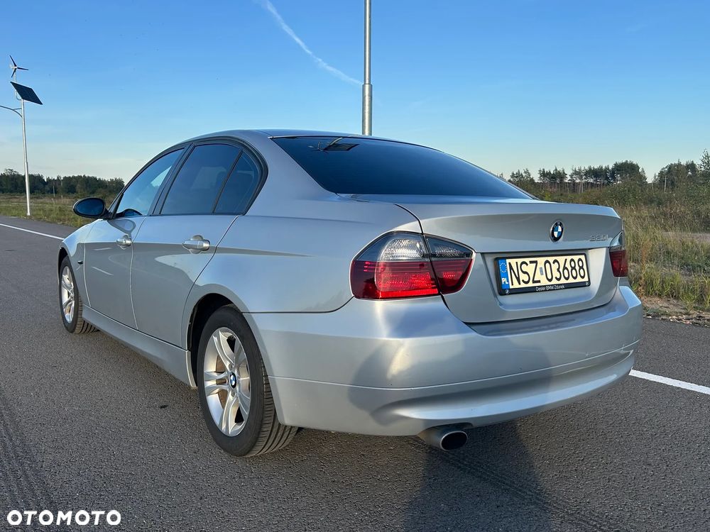BMW Seria 3 320i - 7