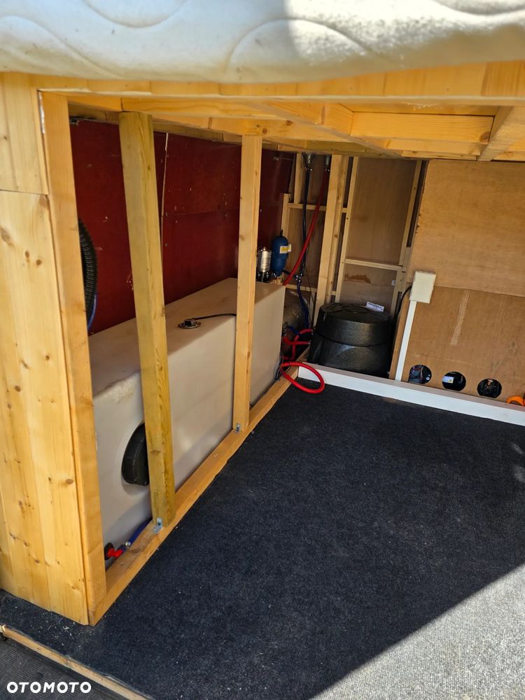 Volkswagen Crafter - 12