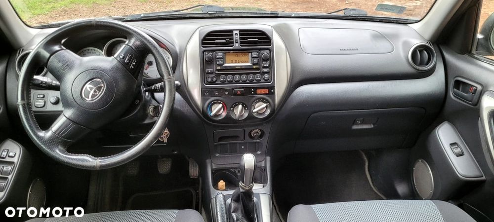 Toyota RAV4 - 2