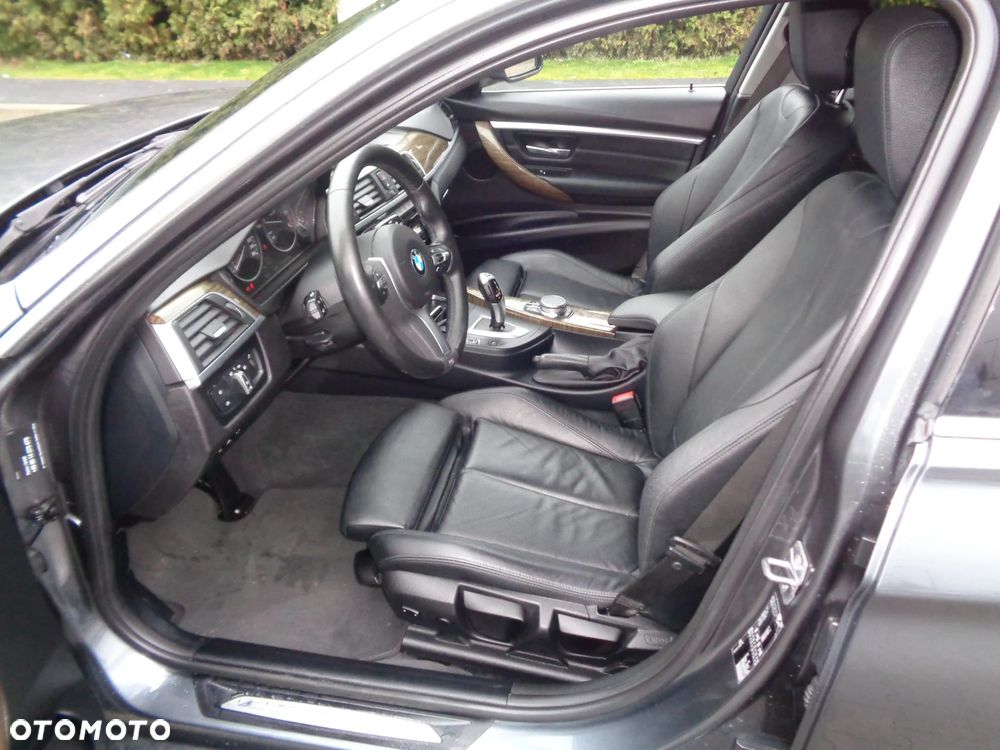 BMW Seria 3 320d Sport Line - 16