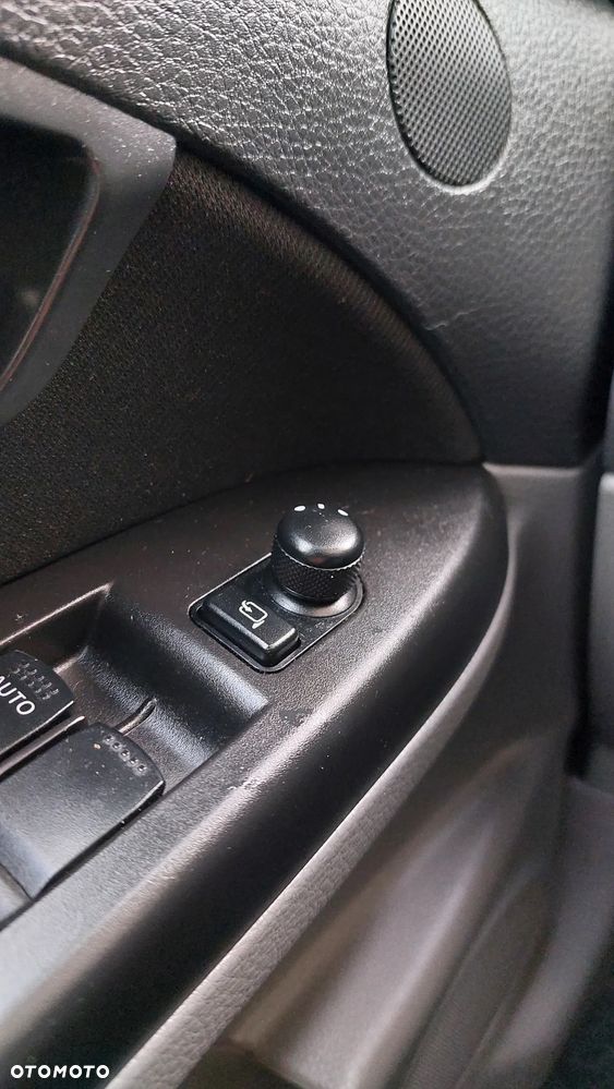 Suzuki SX4 1.6 Premium - 27