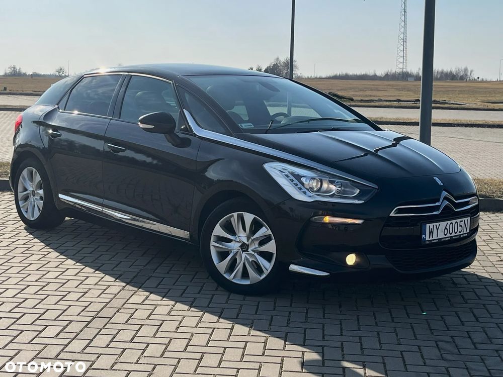 Citroën DS5 e-HDi 110 EGS6 Chic - 1